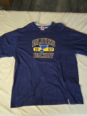 Reebok NHL St. Louis Blues Hockey 1967 Long Sleeve Layered T-Shirt Navy Blue Lar